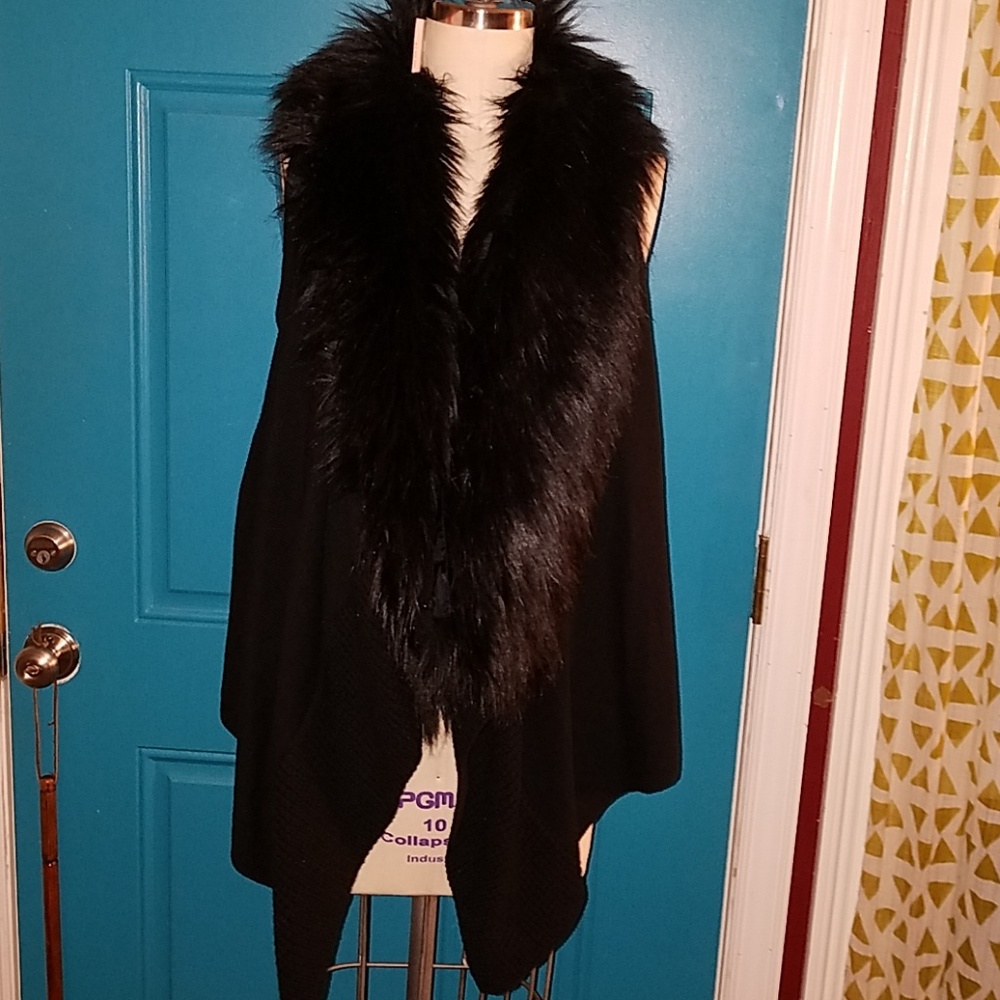 Michael Kors for trim sweater vest-NWT